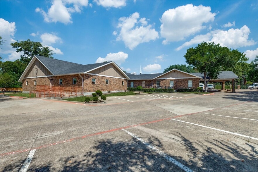 More Photos Of 8568 Stults Rd, Dallas Religious Facility For Sale