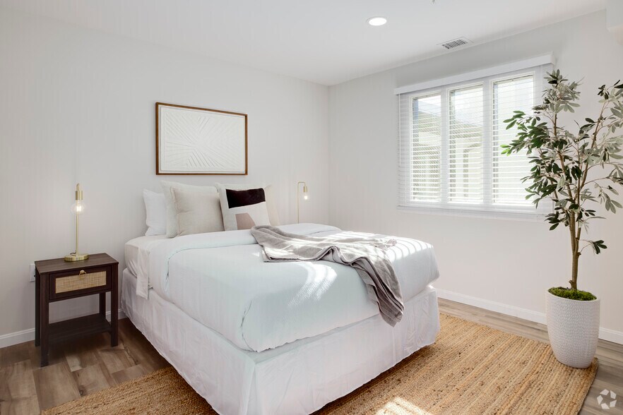 More Photos Of 315 Elden St, Herndon Apartments For Sale