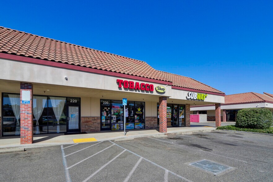 More Photos Of 1912 Hwy 65, Wheatland General Retail For Sale