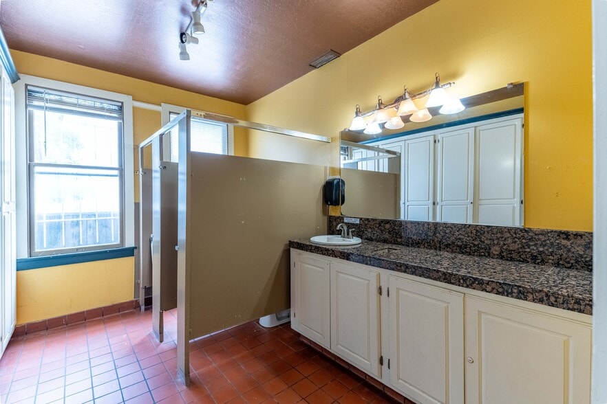 More Photos Of 55 5th St, Gilroy Restaurant For Sale