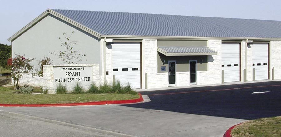 More Photos Of 1700 Bryant Dr, Round Rock Research And Development For Lease
