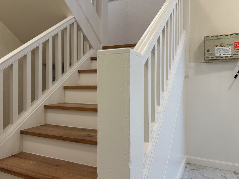 More Photos Of 1520 Leavenworth St, San Francisco Apartments For Sale