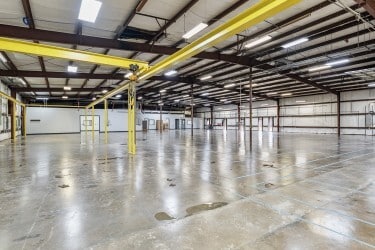 More Photos Of 7633 Cherokee St, Katy Warehouse For Sale