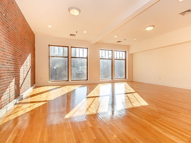 More Photos Of 551 Boylston St, Boston Office For Lease