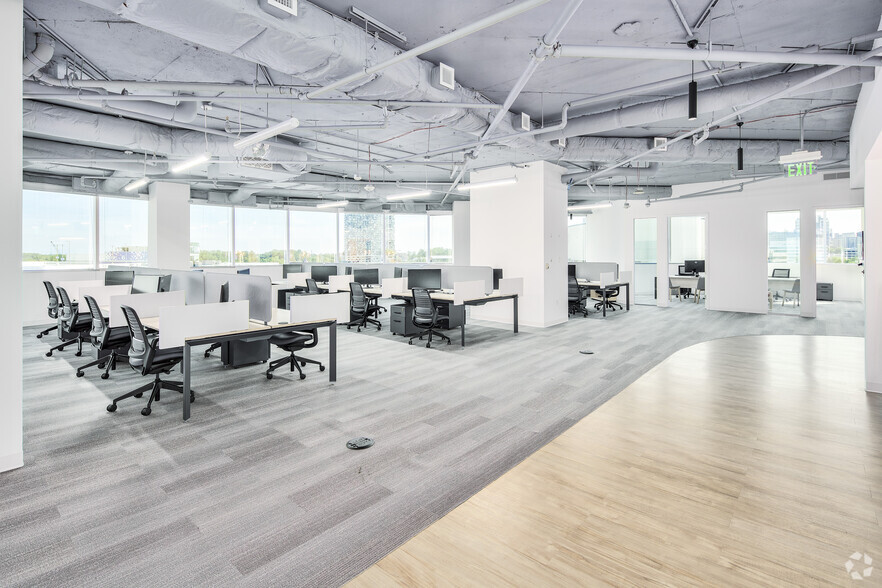 More Photos Of 8609 Westwood Center Dr, Vienna Unknown For Lease