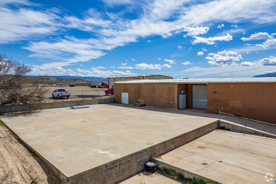 More Photos Of 1575 Roadrunner, Camp Verde Distribution For Lease