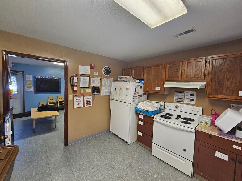 More Photos Of 210 E Fields Blvd, El Dorado Springs Schools For Sale