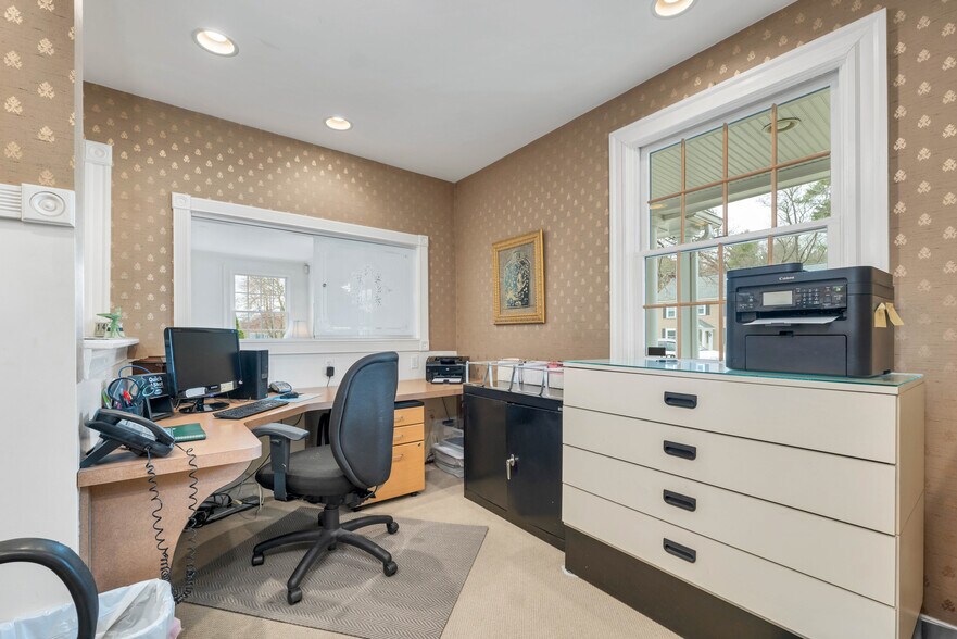 More Photos Of 205 Chelmsford St, Chelmsford Office Residential For Sale