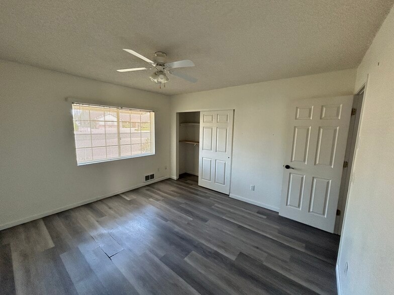 More Photos Of 3115 N Robert Rd, Prescott Valley Flex For Lease