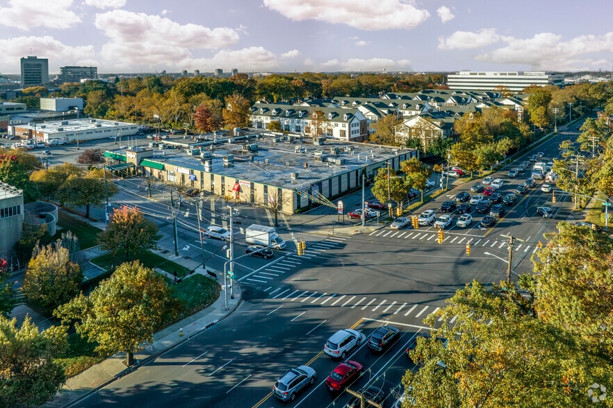 More Photos Of 1100 Stewart Ave, Garden City General Retail For Lease