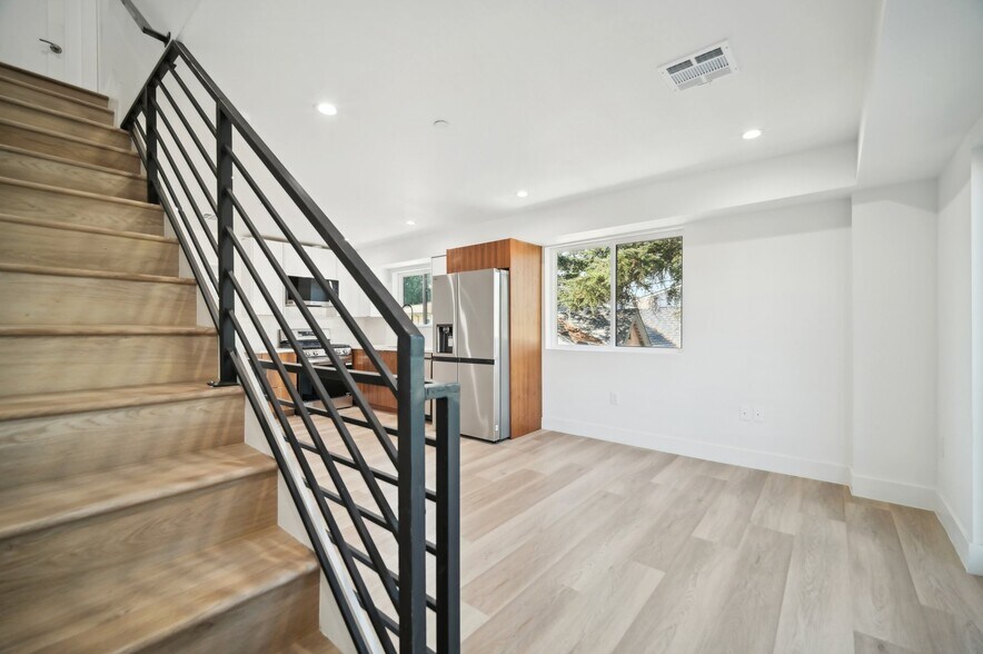 More Photos Of 11314 Martha St, North Hollywood Apartments For Sale