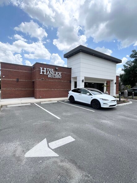 More Photos Of 1000 Colour Pl, Apopka Office For Lease