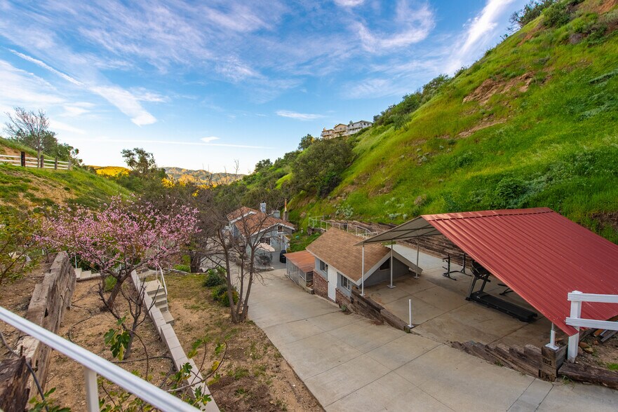 More Photos Of 12141 Wildwood Trl, Kagel Canyon Specialty For Sale