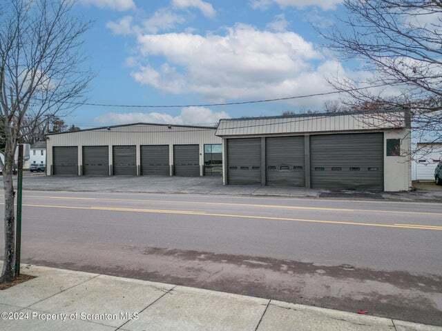 More Photos Of 814 Wyoming Ave, Scranton Freestanding For Sale
