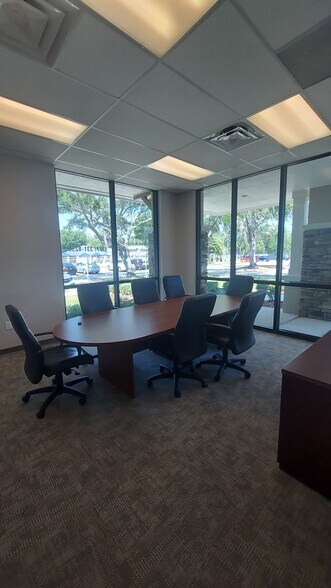 More Photos Of 301 East Lake Woodlands Pkwy, Oldsmar Medical For Lease