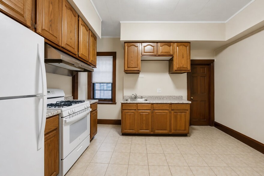 More Photos Of 975 McLean Ave, Yonkers Apartments For Sale