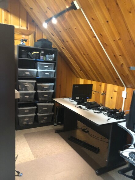 More Photos Of 4225 E Highway 290, Dripping Springs Office For Sale