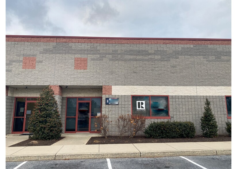 Primary Photo Of 2299 Brodhead Rd, Bethlehem Office For Lease