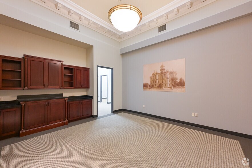 More Photos Of 404 Mendocino Ave, Santa Rosa Office For Lease