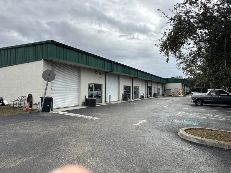 More Photos Of 1925 Barber Rd, Sarasota Warehouse For Lease