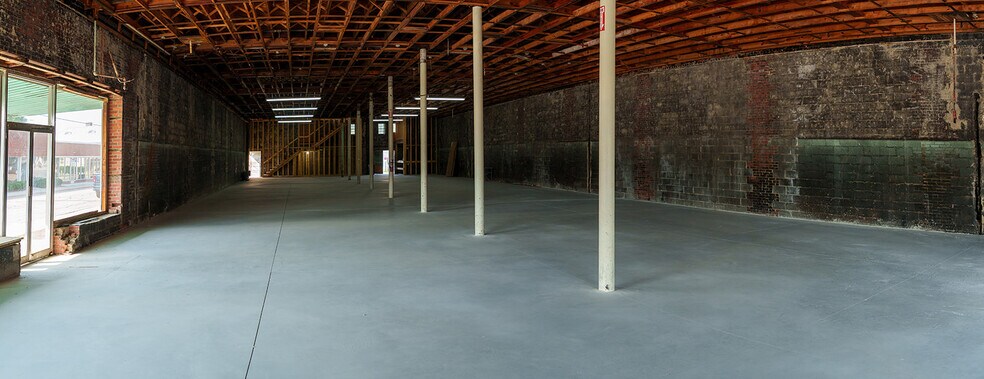 More Photos Of 124 W Main St, Aberdeen Storefront Retail Residential For Sale