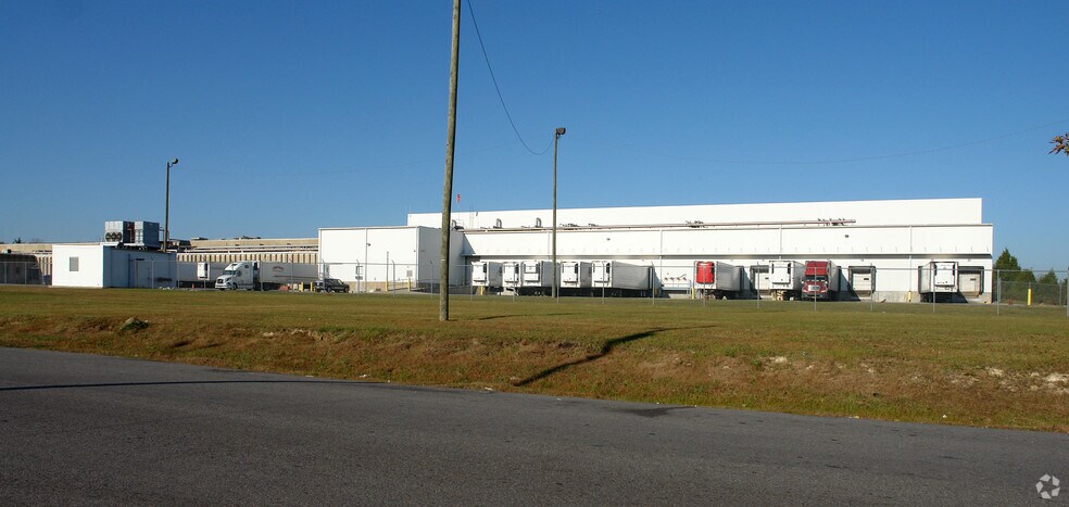 More Photos Of 4550 Newcomb Ave, Montgomery Refrigeration Cold Storage For Lease