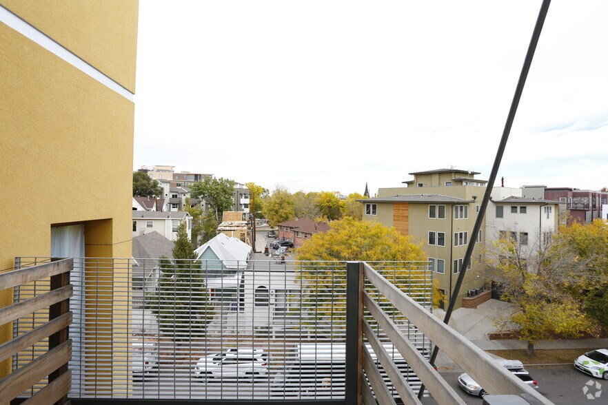 More Photos Of 2424-2434 W Caithness Pl, Denver Apartments For Lease