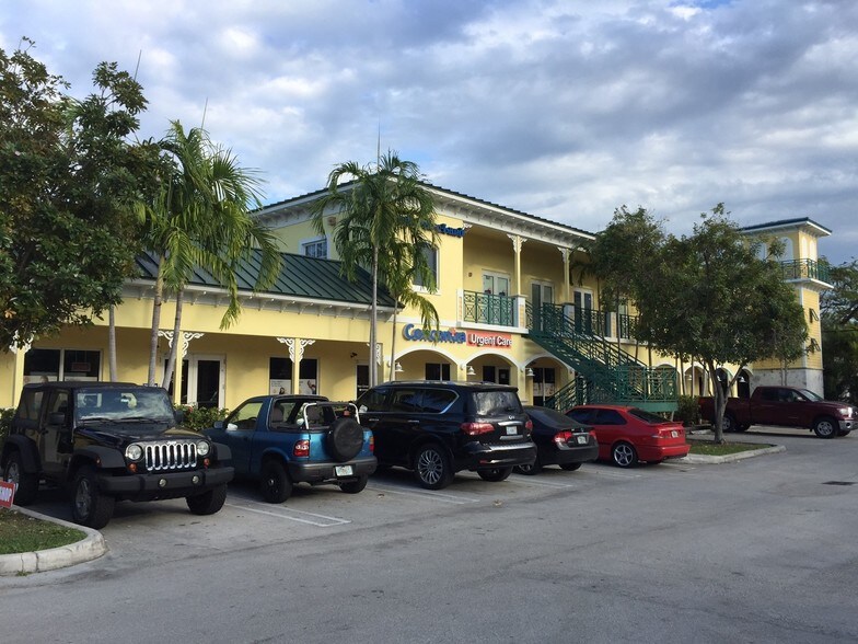 More Photos Of 10205 S Dixie Hwy, Pinecrest Unknown For Lease