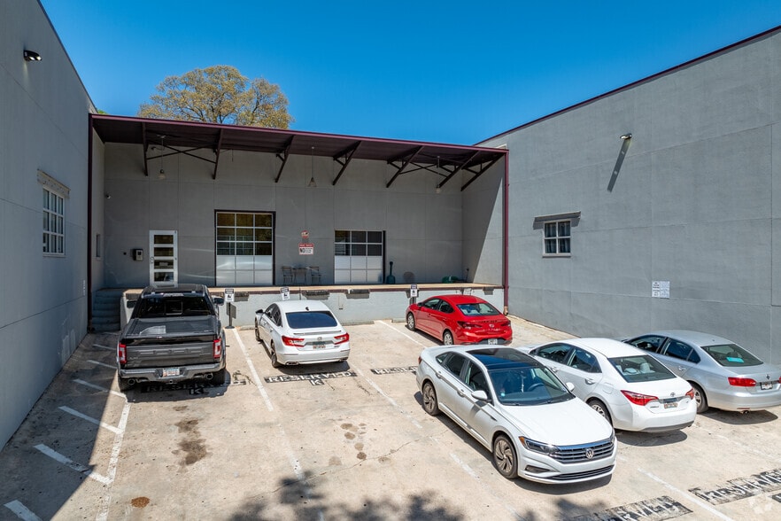 More Photos Of 650 Hamilton Ave SE, Atlanta Unknown For Lease