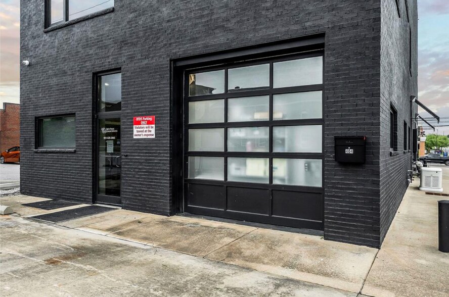 More Photos Of 404 N Willow Ave, Cookeville Office For Sale
