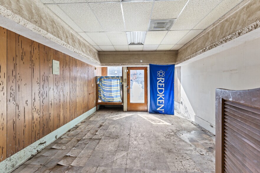 More Photos Of 421 E Santa Clara St, San Jose Storefront Retail Office For Sale