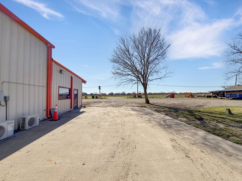 More Photos Of 2915 Skyview Dr, Wylie Service For Sale