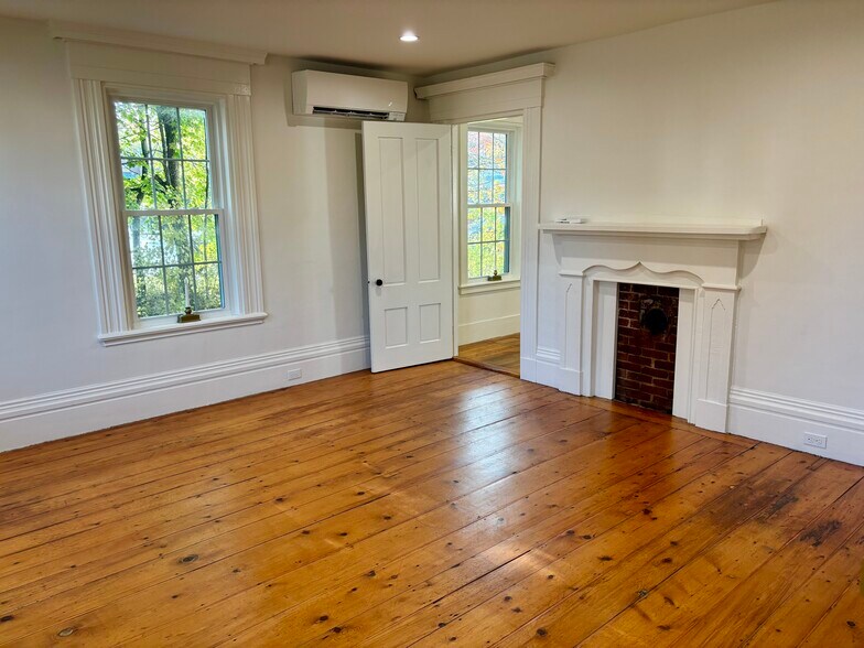 More Photos Of 79 Elm St, Camden Office Residential For Lease