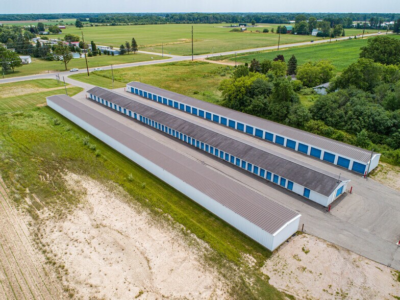 More Photos Of 1067 N Mission Rd, Mount Pleasant Self Storage For Sale