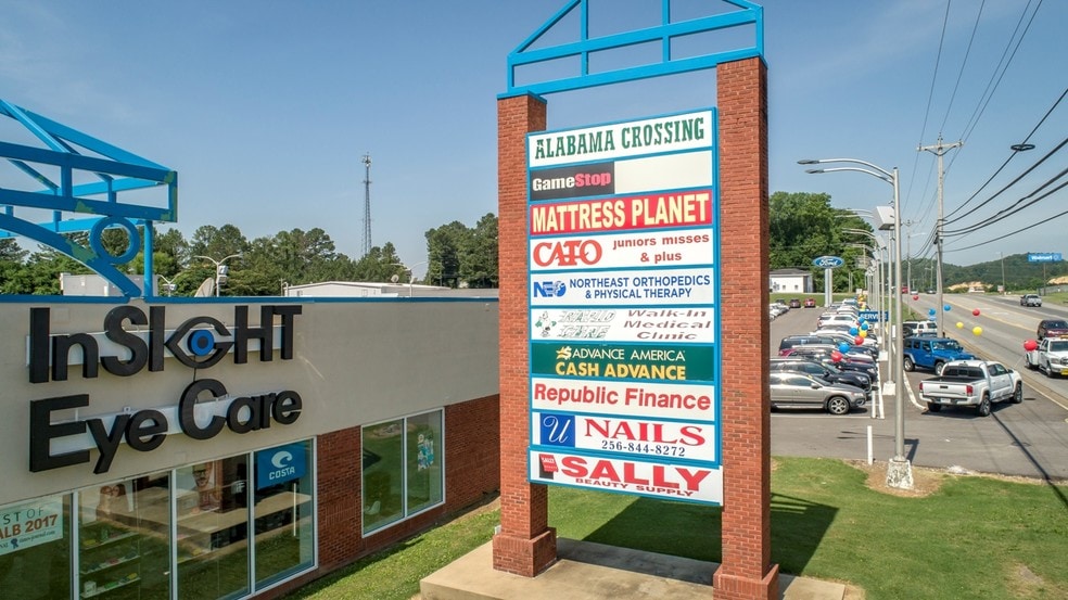 More Photos Of 1906 Glenn Blvd SW, Fort Payne Storefront Retail Office For Lease