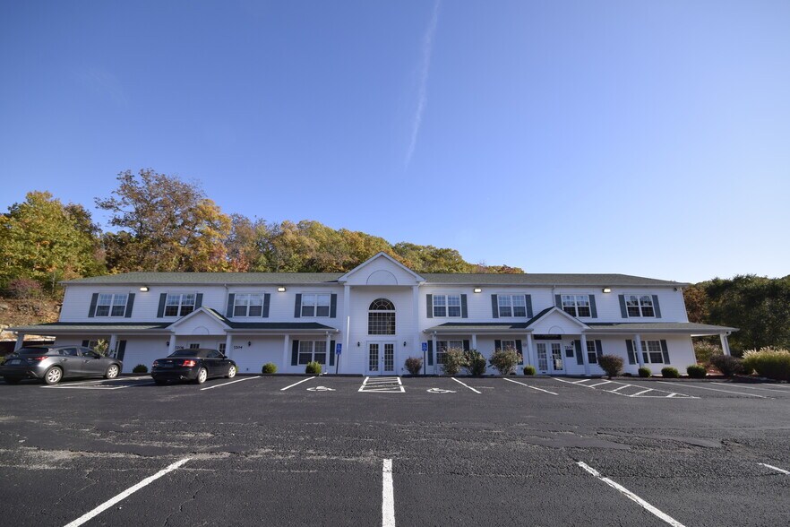 More Photos Of 7204 Executive Pky, House Springs Medical For Lease