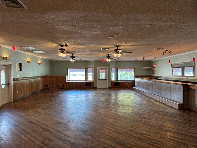 More Photos Of 167 Slater Ave, Jewett City Storefront Retail Office For Lease