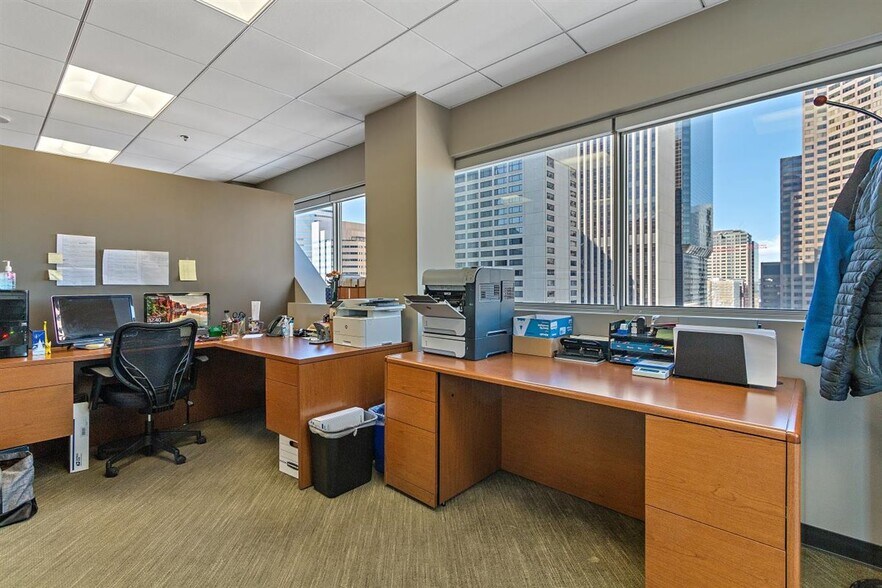 More Photos Of 1800 Glenarm Pl, Denver Office For Lease