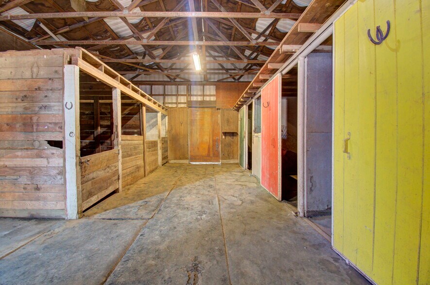 More Photos Of 10605 NE 117th Ave, Vancouver Industrial For Sale
