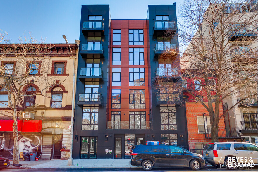 Primary Photo Of 263 Franklin Ave, Brooklyn Apartments For Lease