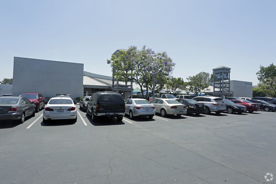 More Photos Of 6001-6049 Slauson Ave, Commerce Unknown For Lease