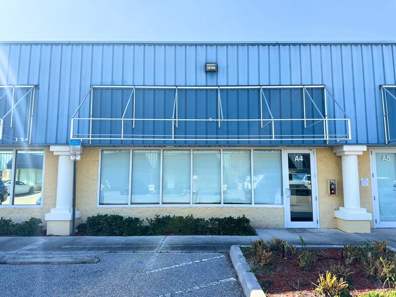 Primary Photo Of 188 Triple Diamond Blvd, Nokomis Warehouse For Sale