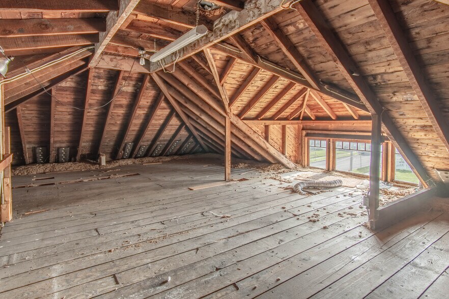 More Photos Of 1104 Washington St, Watertown Office For Sale