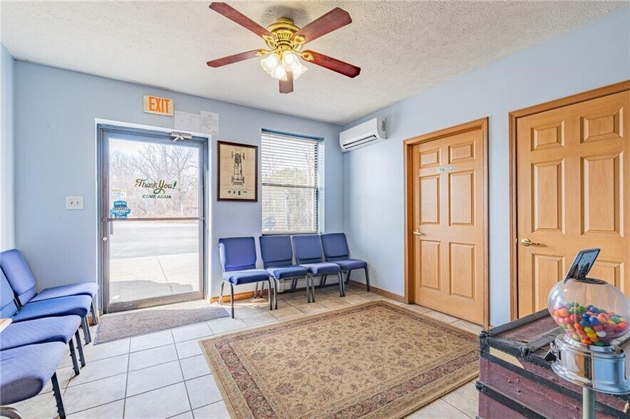 More Photos Of 4577 S Lake Rd, Brockport Auto Dealership For Sale