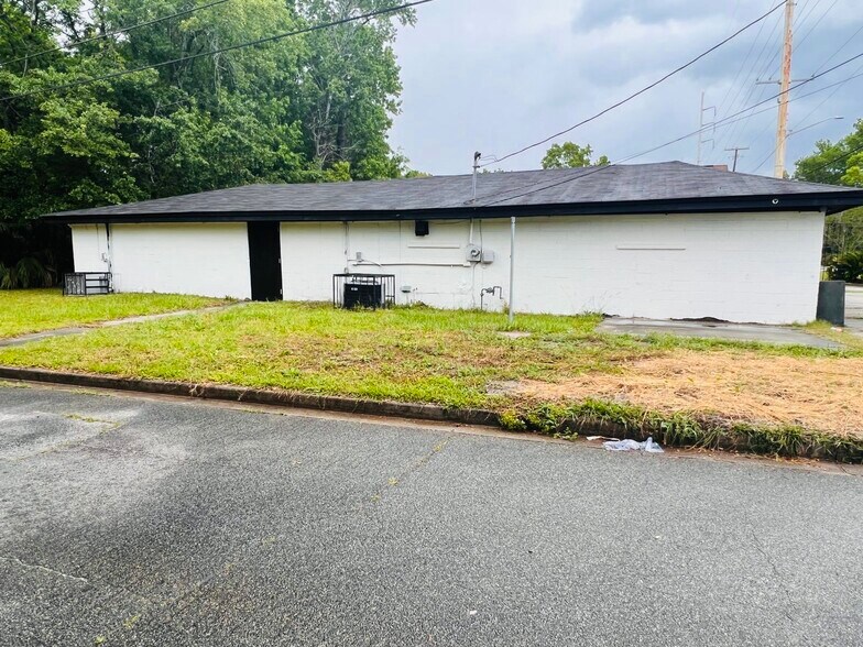 More Photos Of 4307 Liberty Pky, Savannah Daycare Center For Sale