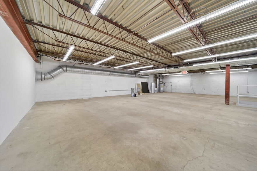 More Photos Of 3028 Dickerson Pike, Nashville Freestanding For Lease