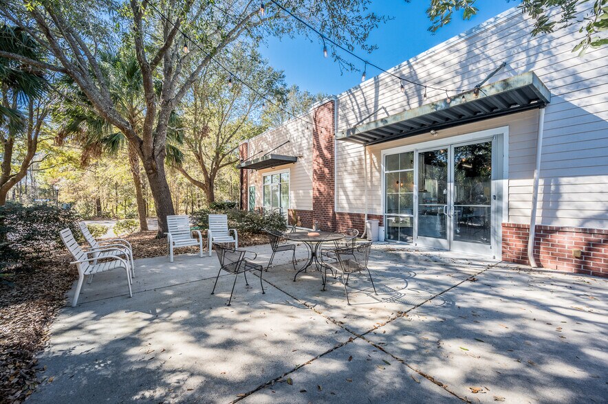 More Photos Of 2030 Wambaw Crk, Charleston Storefront Retail Office For Sale