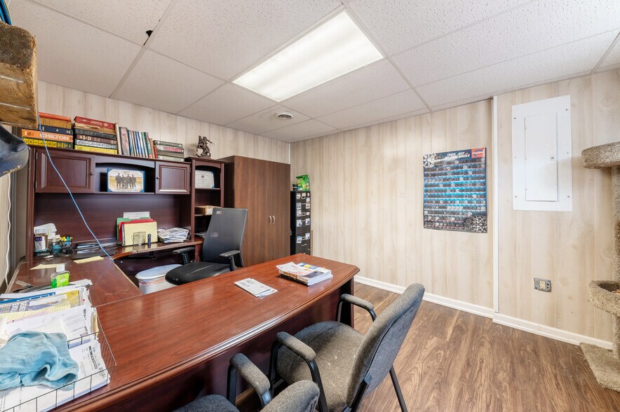 More Photos Of 1385 Greenbag Rd, Morgantown Industrial For Lease