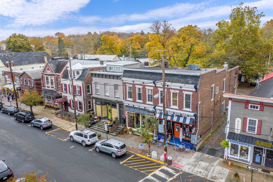 More Photos Of 43 Main St, Clinton Township Storefront For Sale
