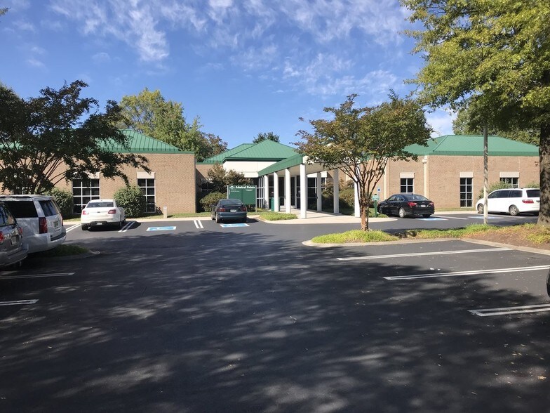 More Photos Of 116 Concord Rd, Farragut Medical For Lease